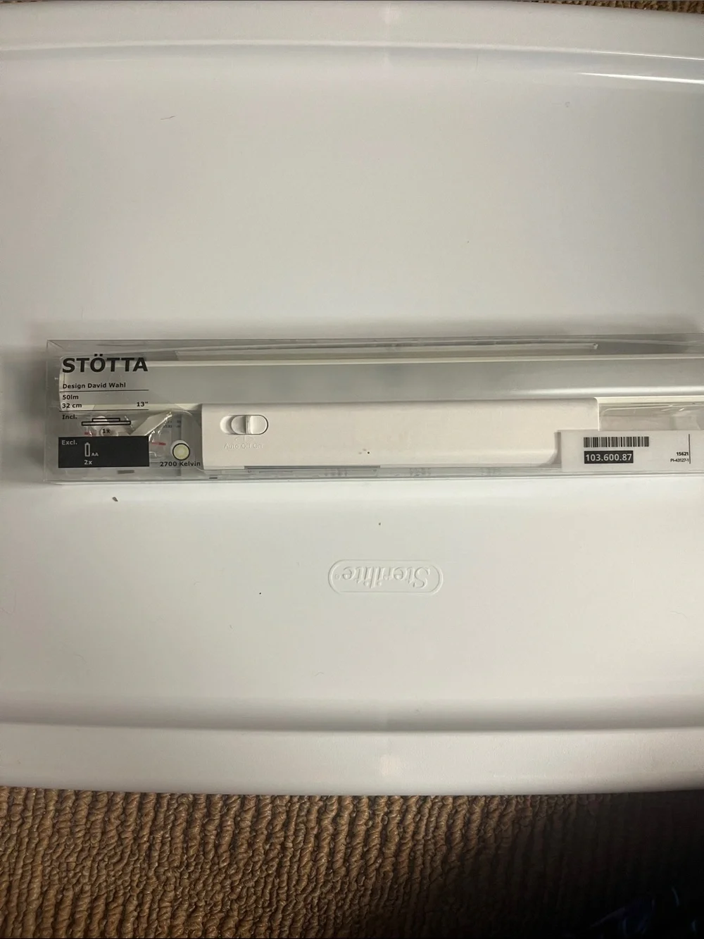 IKEA STÖTTA LED Lighting Bar in White and Clear